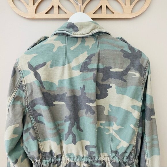 Free People Not Your Brother's Jacket Camo Green Sz Small - Picture 8 of 9